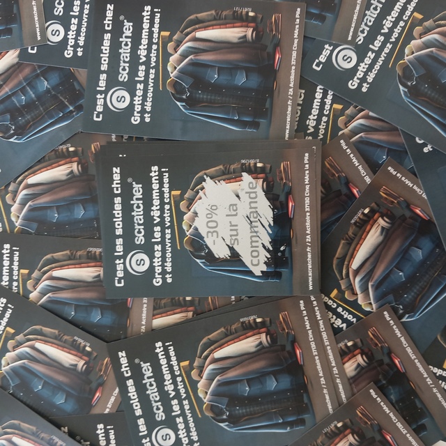 Cartes à gratter vêtements